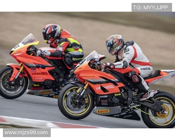 成都篮球队在耐力排行榜中荣获第二名展现出强大实力与团队精神 成都篮球队在耐力排行榜中荣获第二名展现出强大实力与团队精神