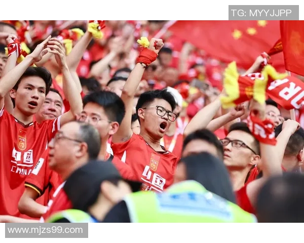 广州足球队配合变革引发热议球迷期待新战术带来胜利转机