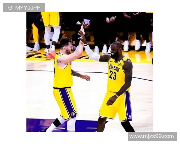 湖人勇士激战15日谁能在季后赛争夺中占得先机