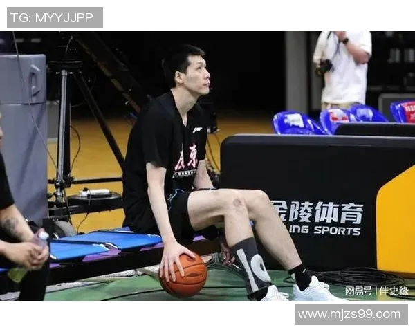 任骏飞领衔广东男篮再创辉煌期待新赛季的精彩表现与成长之路