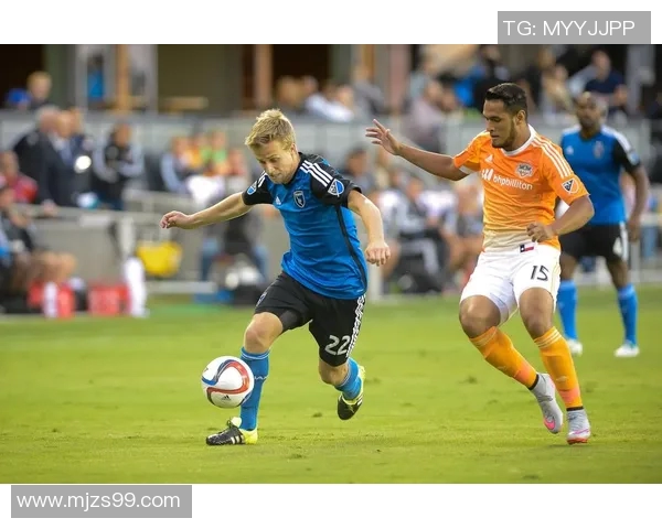 皇家盐湖城与休斯顿的精彩对决揭示了足球战术与团队合作的魅力 皇家盐湖城与休斯顿的精彩对决揭示了足球战术与团队合作的魅力