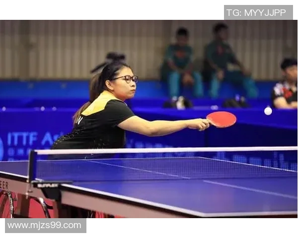 乒乓球场上的追梦旅程:杨静的坚持与奋斗故事