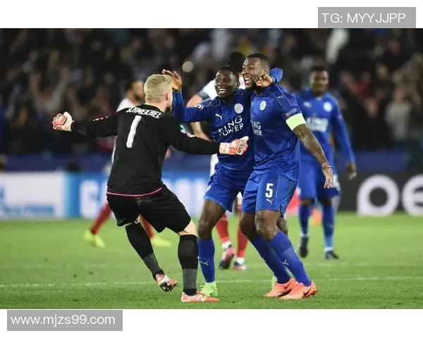 曼联与德比郡精彩对决全场录像回放及精彩瞬间解析 曼联与德比郡精彩对决全场录像回放及精彩瞬间解析