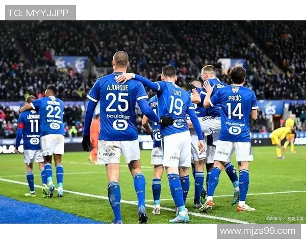 沙克尔04主场迎战纽伦堡争夺关键三分全力以赴力争胜利 沙克尔04主场迎战纽伦堡争夺关键三分全力以赴力争胜利