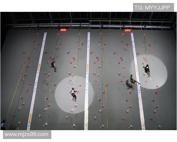 深圳攀岩队与杭州攀岩队赛后复盘分析团队配合与战术执行